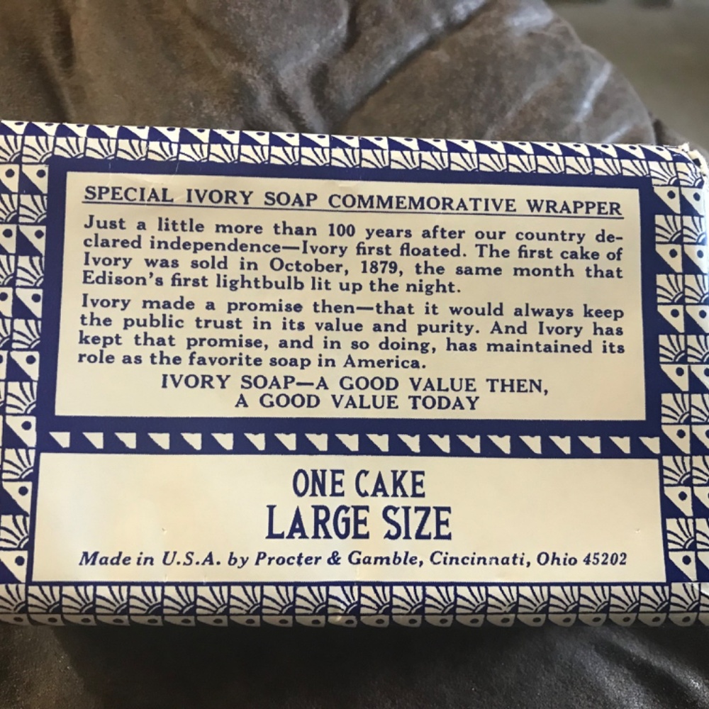 Ivory Soap bar - Picture 2 of 4